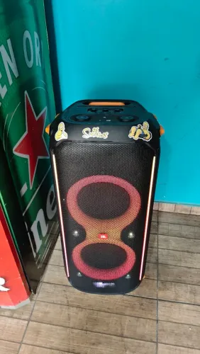 JBL 710 