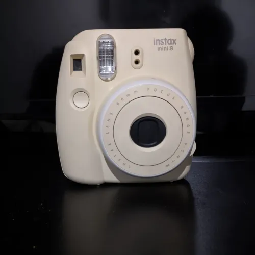 Camera polaroide instax mini 8