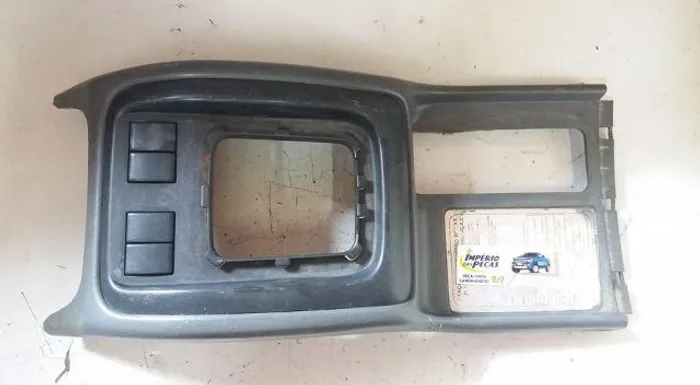 Console Central Tracker 03./Grand Vitara 98/05