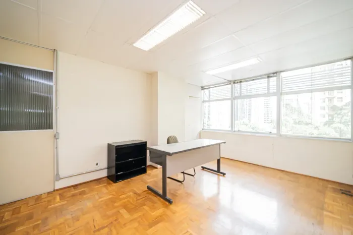 Escritório para venda tem 167 metros quadrados com 3 quartos em Bela Vista - São Paulo - S