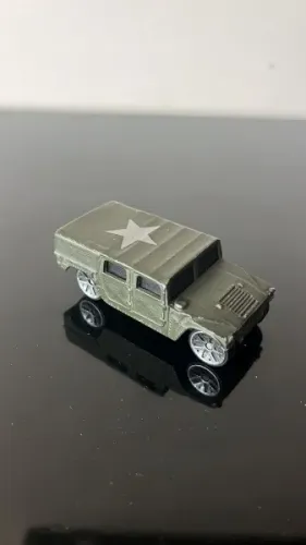 Humvee '92 Chrome Burnerz 2006 Maisto 1/64