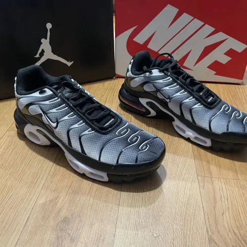 Tênis Nike tn masculino