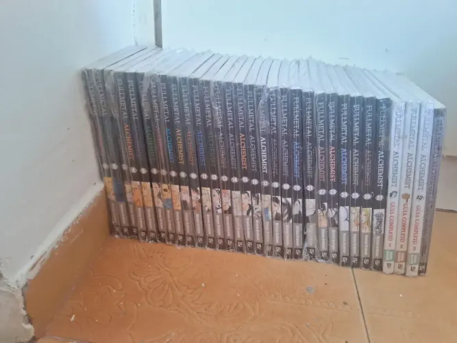 Coleção completa mangás Fullmetal Alchemist + extras.