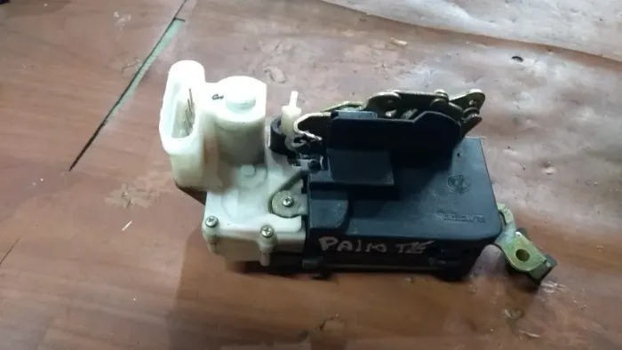 Fechadura traseira esquerda elétrica pálio 98