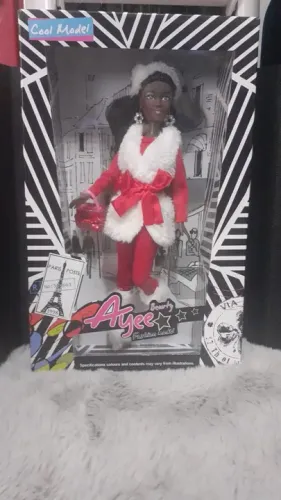 Boneca Ayee Fashion Cool Model - Nova