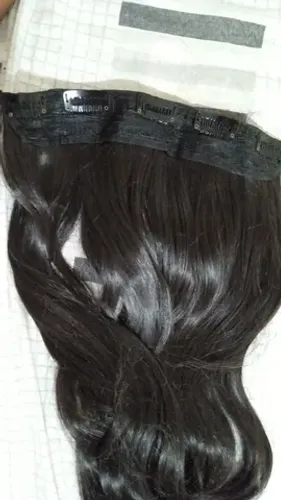 "Desapego" Aplique de cabelo com tic tac ,excelente produto pra penteados para aproveitas