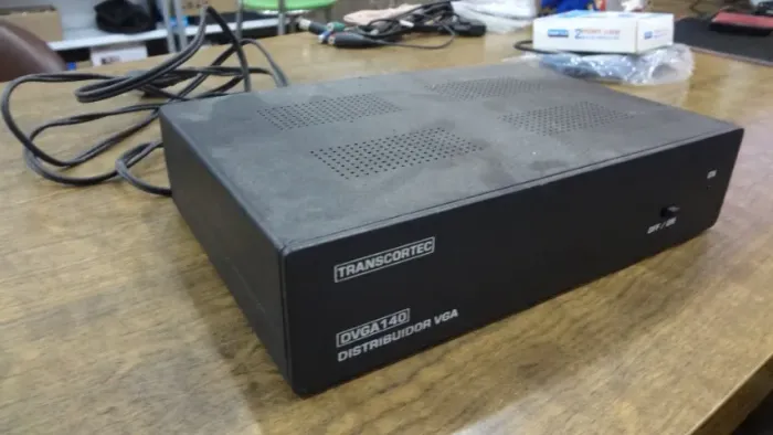 Distribuidor VGA 1 para 4 DVGA140