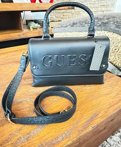 guess iridessa crossbody preta , original, com etiqueta