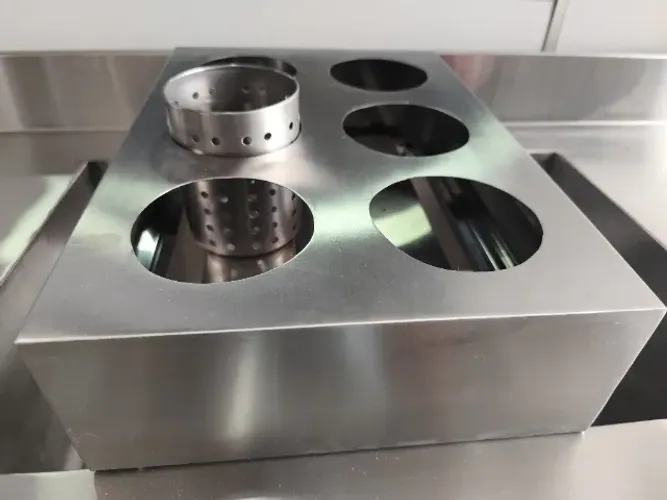 Escorredor com Porta-Talheres em Aço Inox Premium
