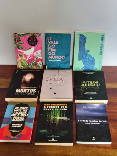 Pacote com 9 livros variados (Suspense/ Terror/ Ficção) * Leia a Descrição!