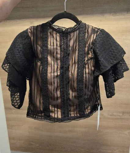 Cropped preto