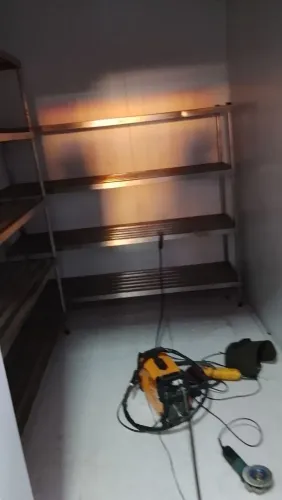 Prateleiras de aço inox para comércio