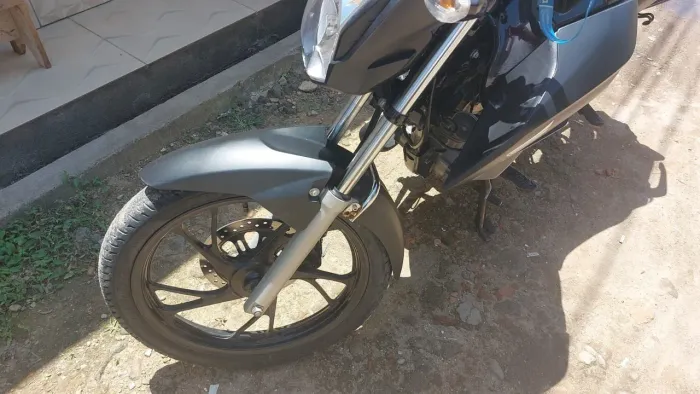 Titan em ótimo estado