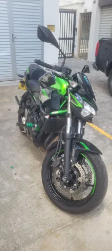 Vendo z 650 pouco rodado