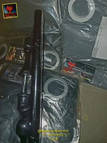 Kit varão e cortina blackout pra janela...
