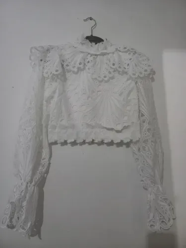 Blusa branca rendada nova - com etiqueta
