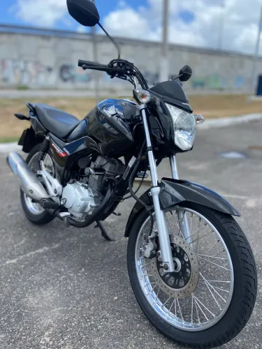 Fan 150 2015 completa 