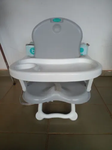 Cadeira de refeição
