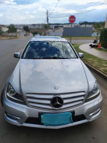 C-200 2014 CGI Avantgarde 1.8 16V 184cv temAut. 2014