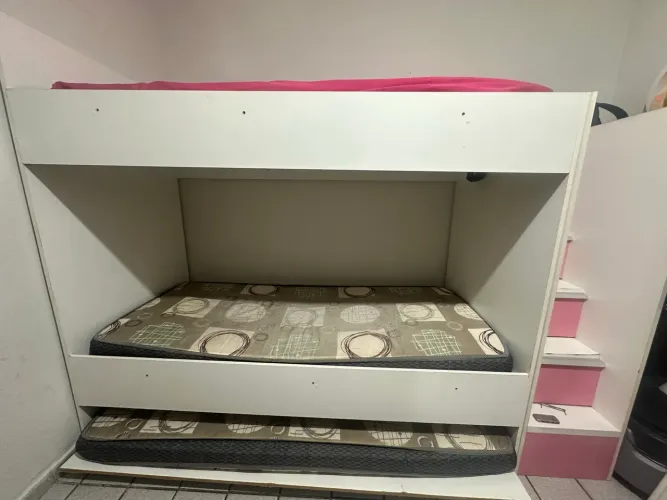 Cama triliche