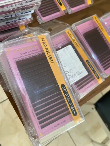 Cílios castanho Nagaraku