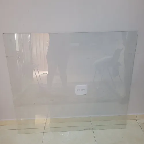 Vidro para venda na medida 1,165 m x 1,030 m