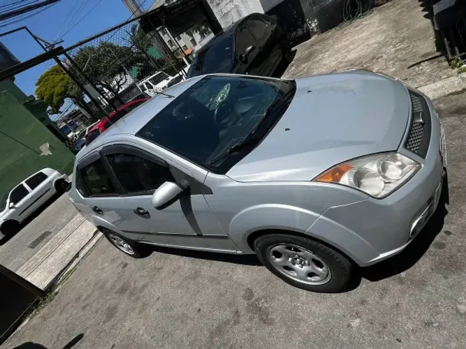 Ford Fiesta Sed. 1.6 8V Flex 4P 2008