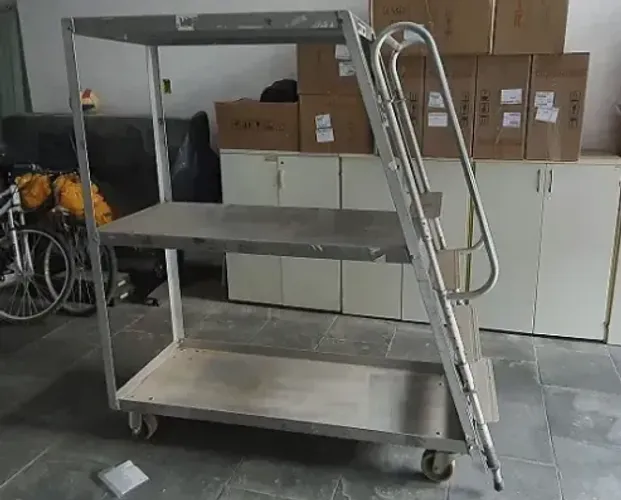 ESCADA CARRINHO PLATAFORMA DE 2M ALUMINIO SEPARADOR PRODUTOS ESTOQUE