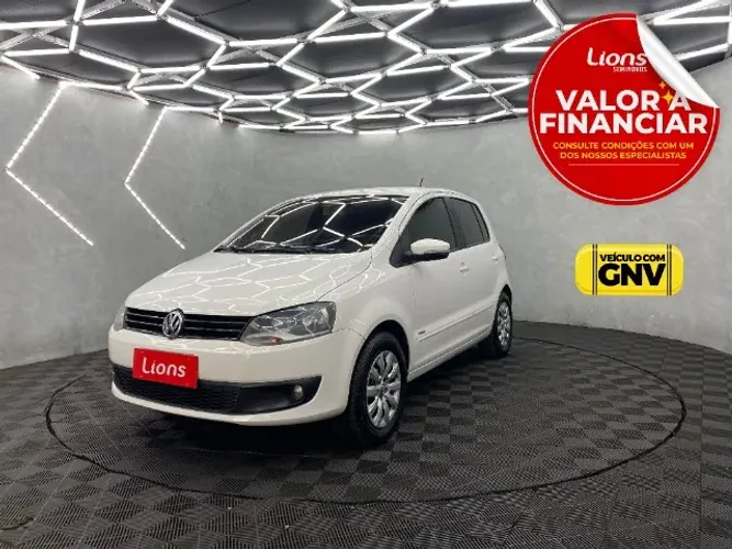 Volkswagen Fox 1.6 MI Total Flex 8V 5P 2014