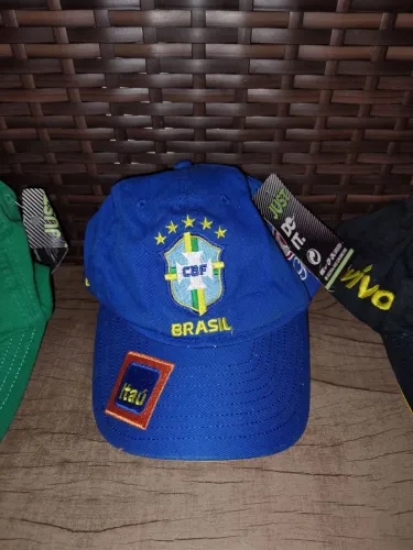 Combo de 7 Bonés da Seleção Brasileira 