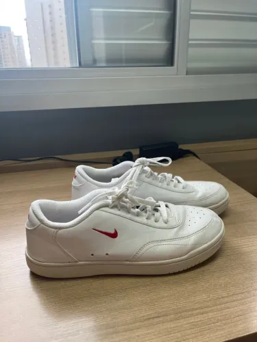 Tênis branco Nike 