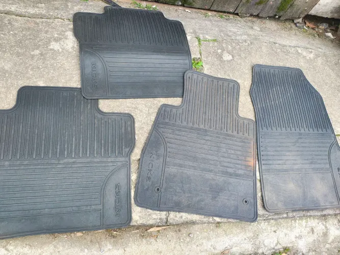 Tapetes Originais Nissan Kicks
