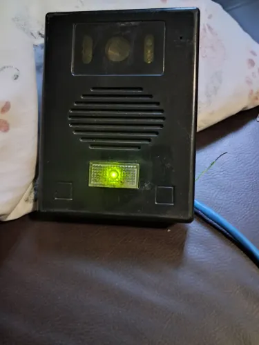 Interfone de Segurança com Câmera