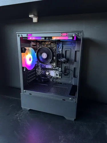 PC Gamer Ryzen 3 3200G Vega 8 SSD 256GB 8GB RAM Fonte 500W