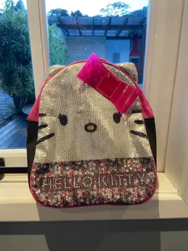 Mochila Hello Kitty Nova 26cm
