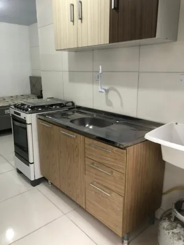 Kitnet mobiliada para moças no Cajuru - Direto com proprietário!