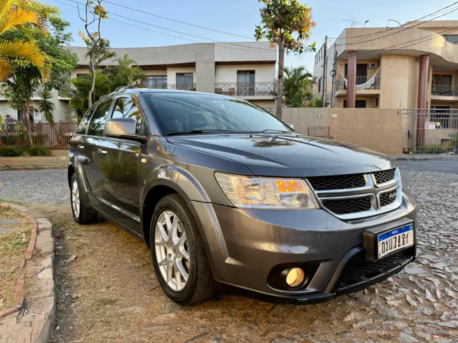 DGE JOURNEY R/T 3.6 V6 - TOP DE LINHA