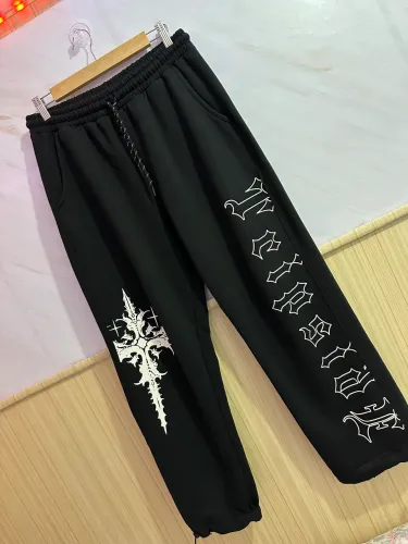 calça moletom preta