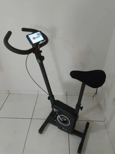 Bicicleta Ergométrica Dobrável