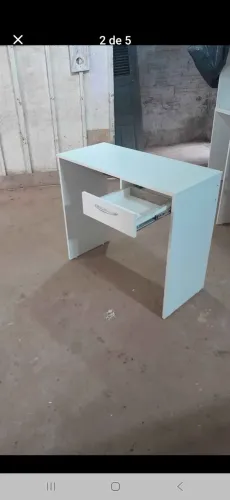 Mesa escrivaninha direto de fábrica