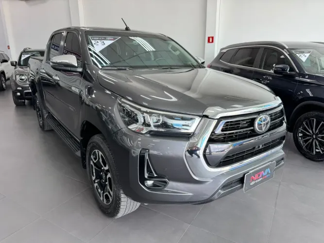 Toyota Hilux CD SRX 4X4 2.8 TDI 16V Diesel Aut. 2023