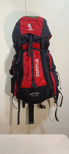 Mochila Curtlo Highlander 50 + 10 litros com capa de chuva 