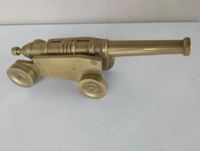 Mini Canhão de bronze 