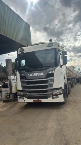Scania R-500 ano 2019 6x4 R 500 - Não é FH