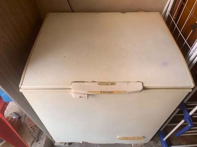 Freezer horizontal funcionando perfeitamente 