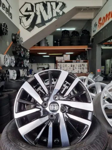 Jogo de rodas novas aro 15 4x100 Honda Fit