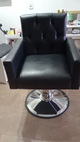 Cadeira pra cabeleireiro  parcelo no cartão ?