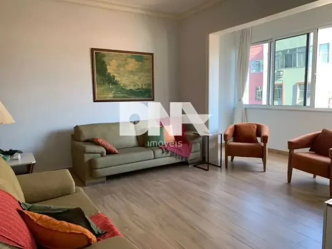 Apartamento - / Residencial / Copacabana