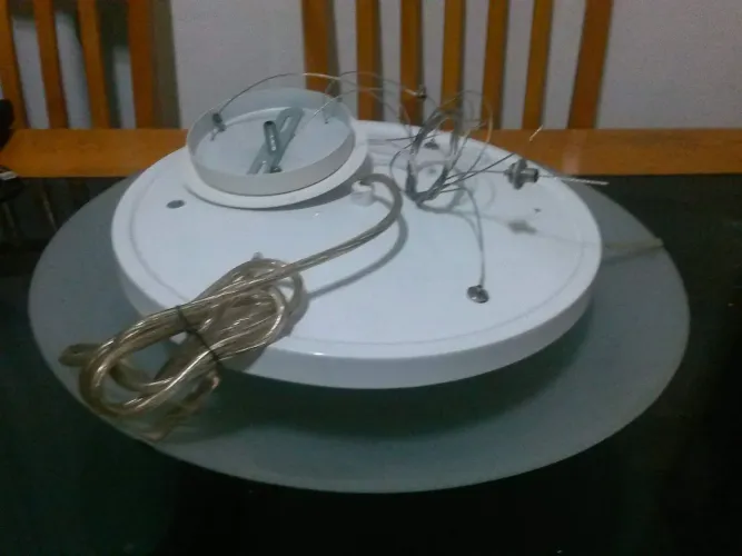Luminária de teto exclusva