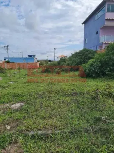 TERRENO DE 250 M² NO CONDOMÍNIO COLINAS DO PERO I